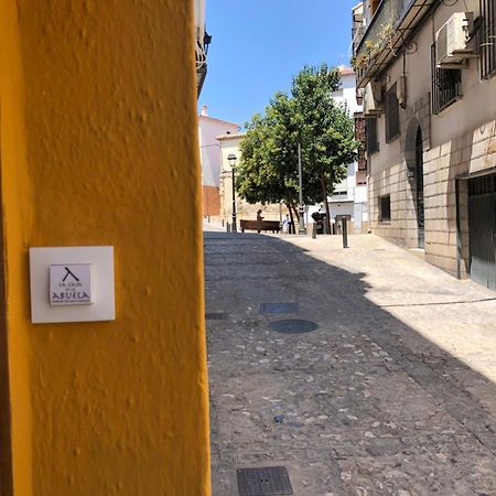Apartamento La Casa De La Abuela Jaén Exterior foto